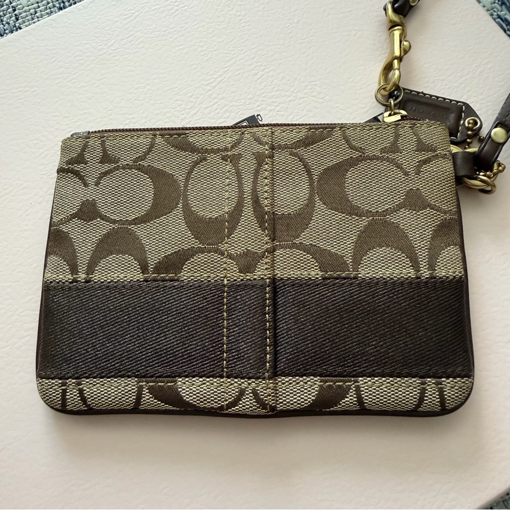COACH SIGNATURE LEGACY ZIP WRISTLET  ARCHIVAL TWO HANG TAGS - Picture 6 of 10